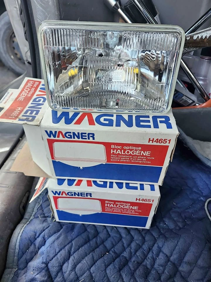 Wagner Halogen H4651 Light Bulb
