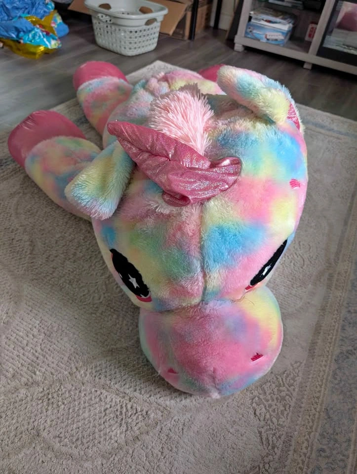 Giant Unicorn Plushy - Pickup Near Rexdale