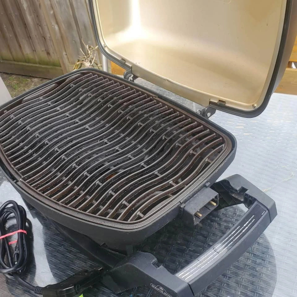 Napoleon TravelQ PRO285E Portable Electric Grill LIKE NEW - photo 3