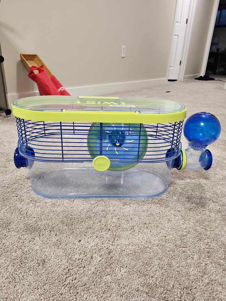 Hamster cage