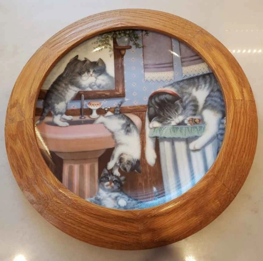 Hamilton Collection Plates: Mischief Makers & Golden Retrievers - photo 3