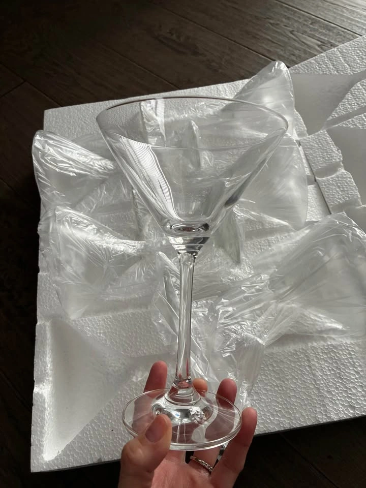 Brand New Martini Glasses Set 6 pcs - photo 2