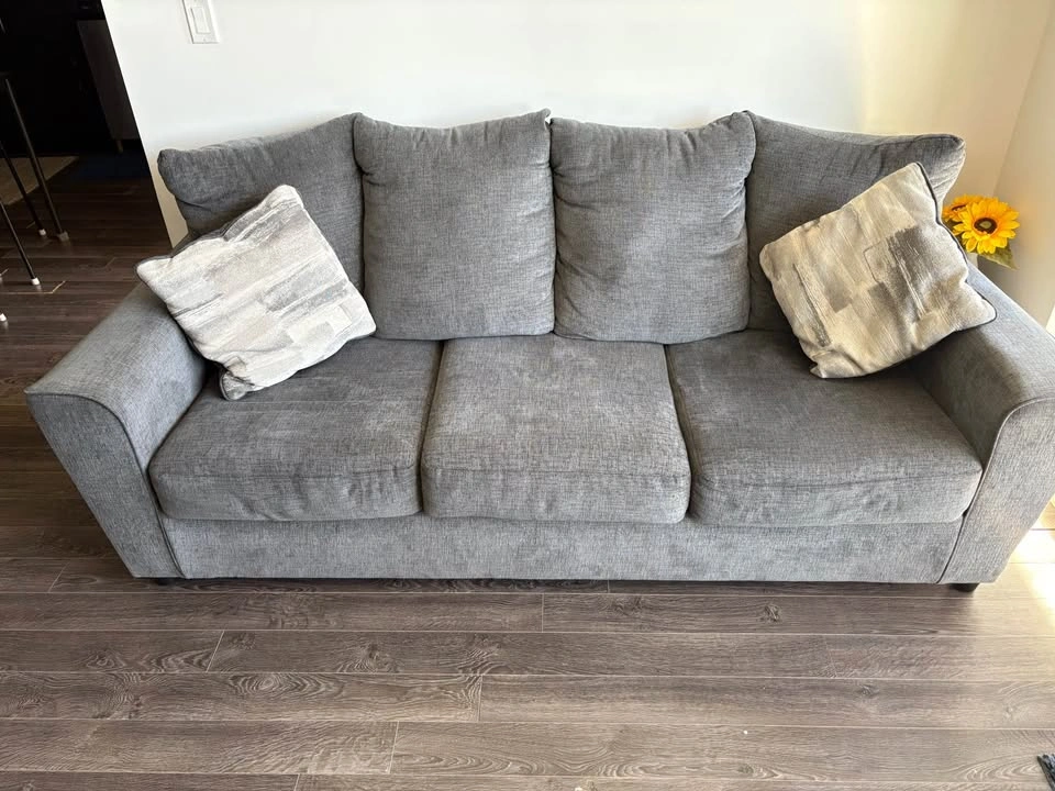 Ashley Leeshan 3 Seater Sofa - photo 3