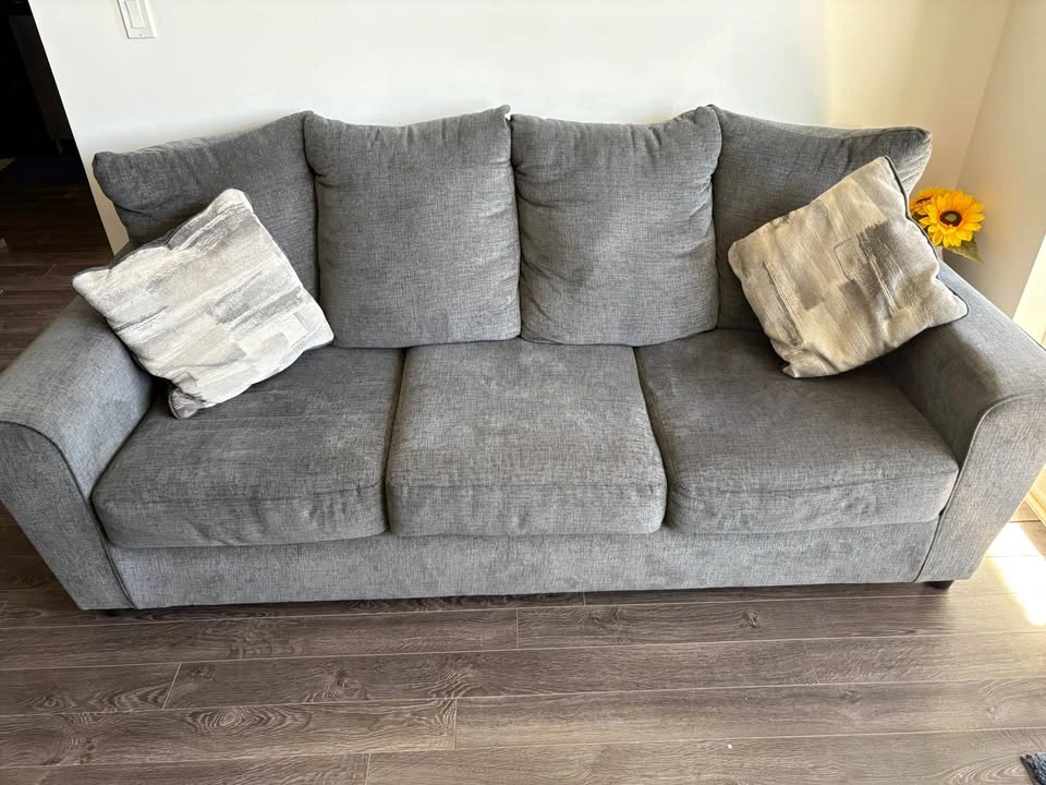 Ashley Leeshan 3 Seater Sofa - photo 4