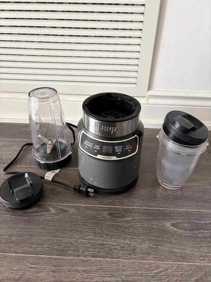 Ninja Nutri-Blender Pro with Auto-iQ - photo 3