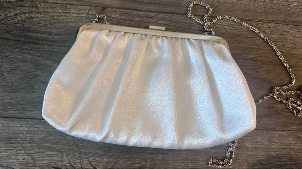 White Clutch Bag Silver Chain Strap - photo 2