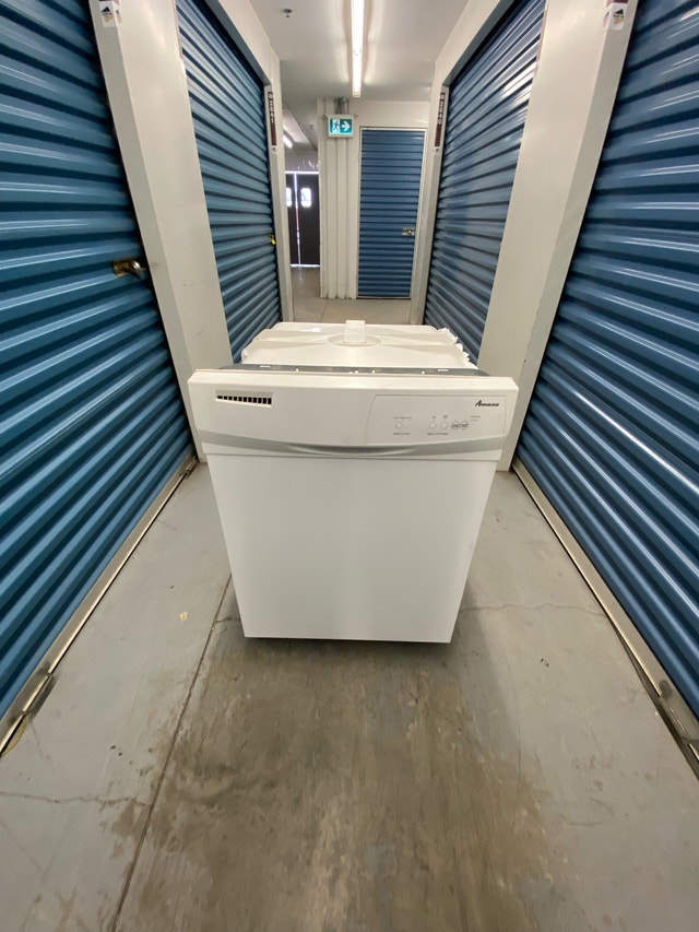 AMANA WHITE DISHWASHER - photo 2