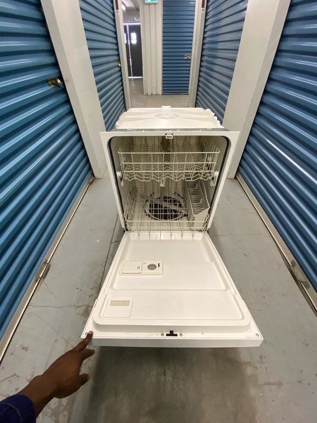 AMANA WHITE DISHWASHER - photo 5