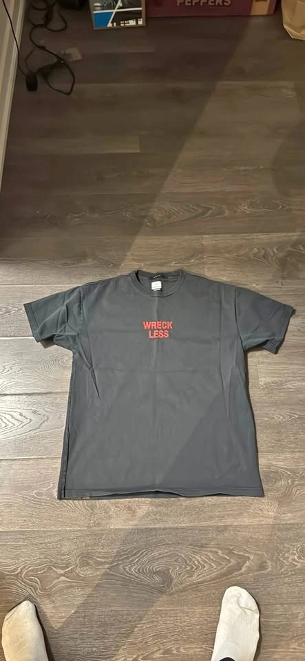 KSUBI Revolution Tee (Size M, oversized)
