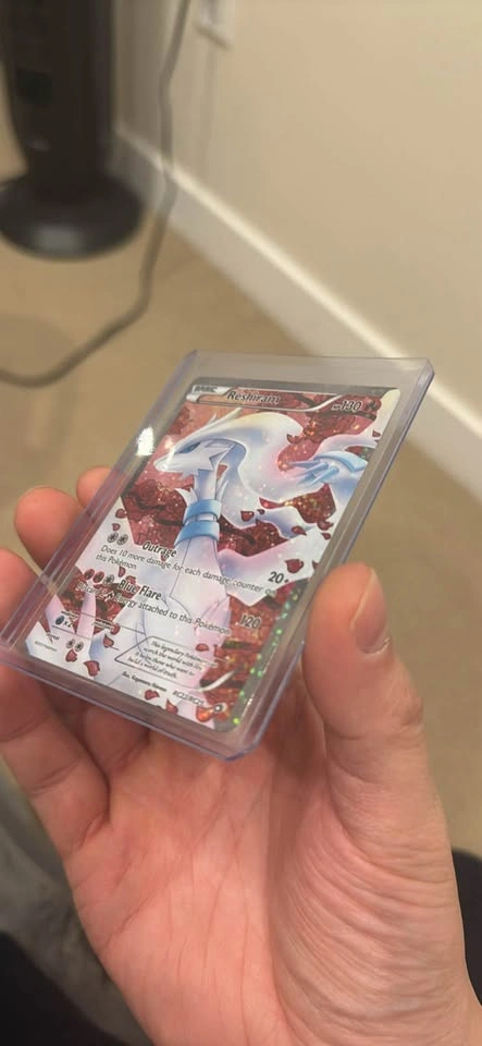 Reshiram RC22 Legendary Treasures MP - Pokemon TCG - photo 2