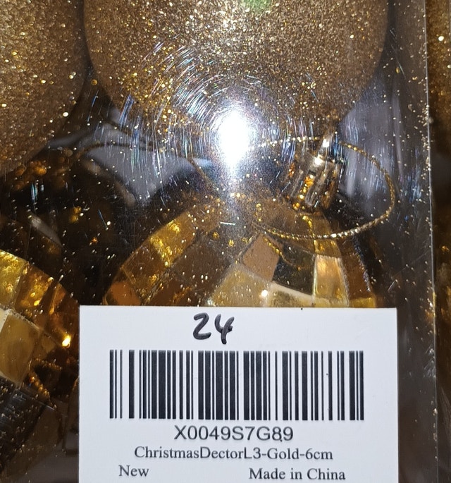 NEW Festive Christmas Tree Decor Ornaments Balls Set - 24 Pieces - photo 3