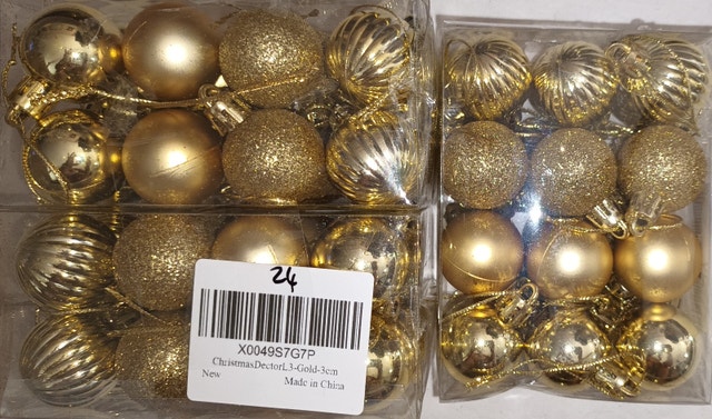 NEW Festive Christmas Tree Decor Ornaments Balls Set - 24 Pieces - photo 4
