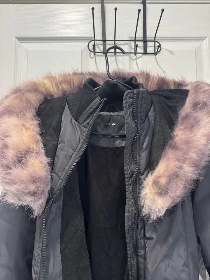 J.Style Black Women's Fur Jacket - photo 5