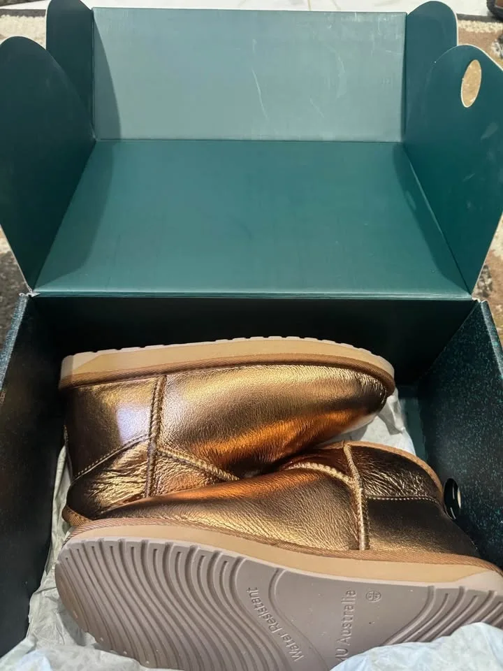 EMU Australia Glossy Winter Boots - Women's Size 7 (BNWT) - photo 4