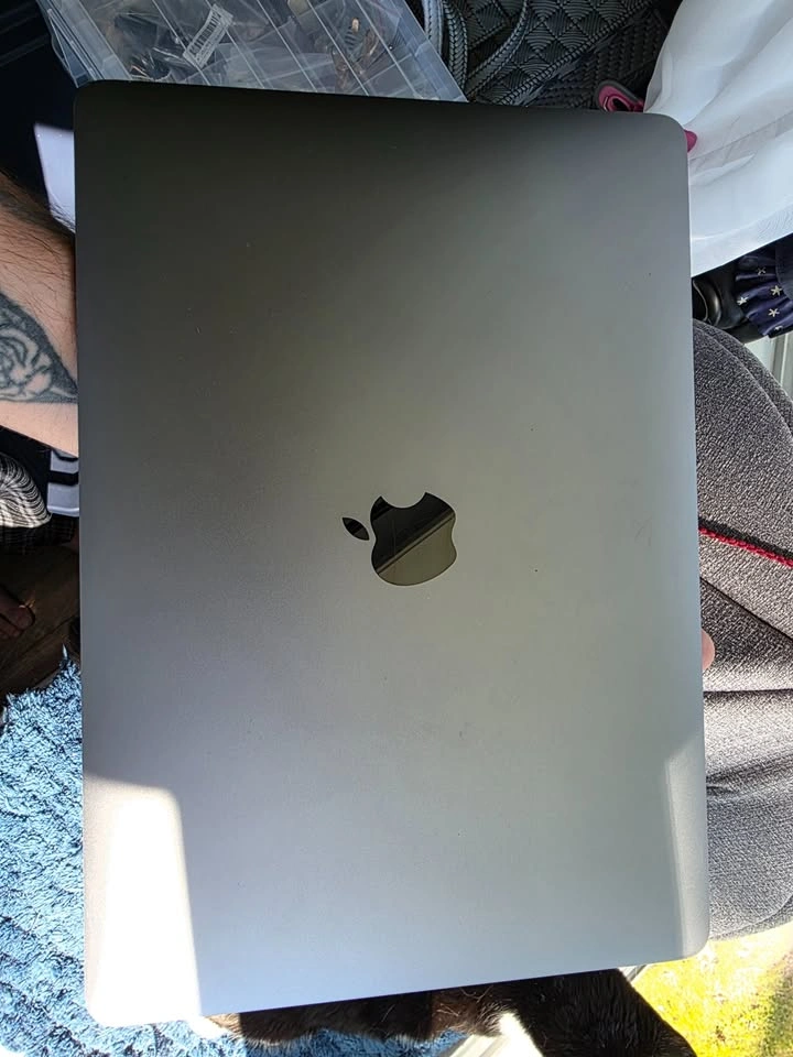 2020 Apple MacBook Air 13.3" M1 8GB RAM 256GB SSD - photo 3