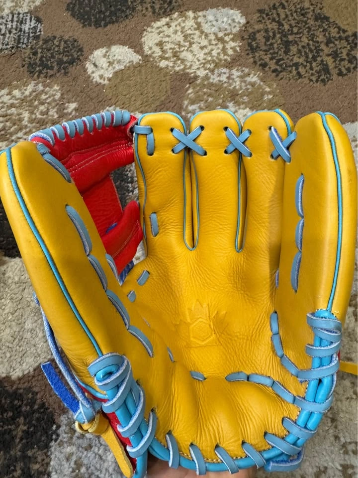 Suntrack Canada Baseball Gloves – Left Hand - photo 5