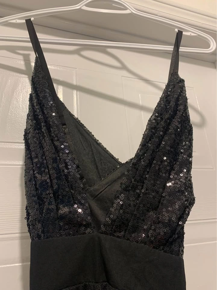 Black sequin tulle dress size small - photo 2