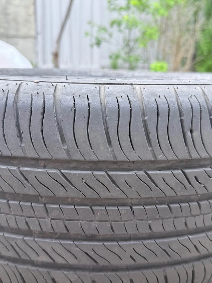 Set of AS Tires 215/50R17 Kelly Edge Touring - photo 3