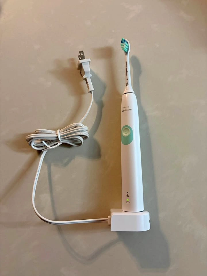 Philips Sonicare Electric Toothbrush – Brand New Open Box
