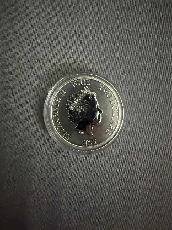 The Flash 1 oz Pure Silver Coin Niue 2022 - photo 2