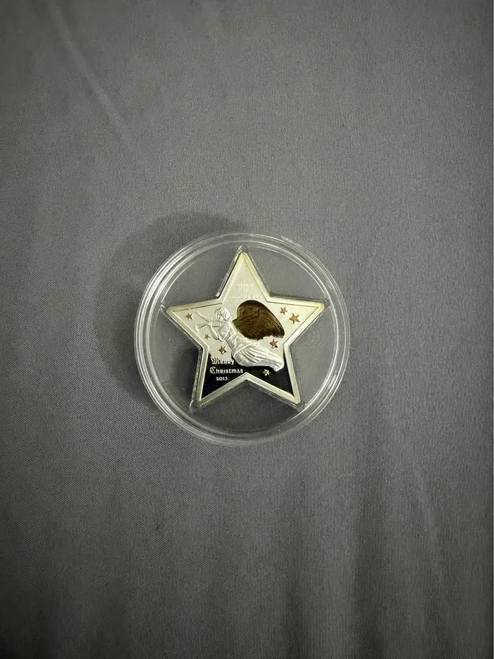 2013 Cook Islands 5 Dollar Christmas Angel Star Coin