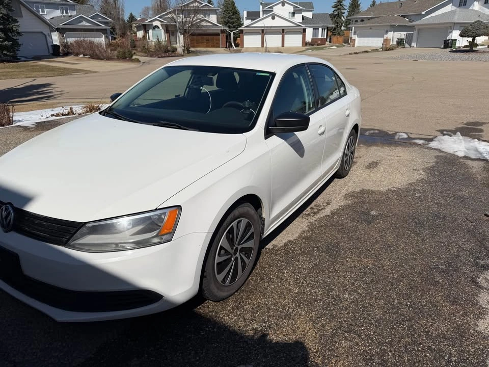 2013 Volkswagen Jetta - photo 2