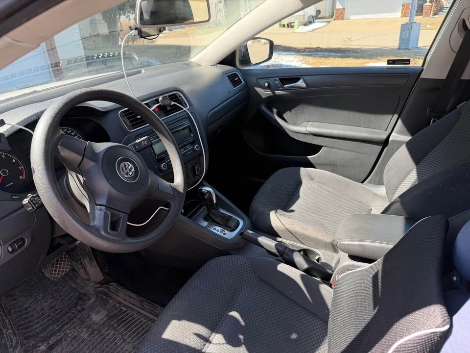 2013 Volkswagen Jetta - photo 4
