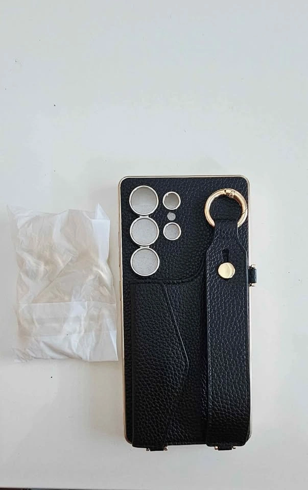 S25 Ultra Case with Card Holder and Wrist Strap - photo 2
