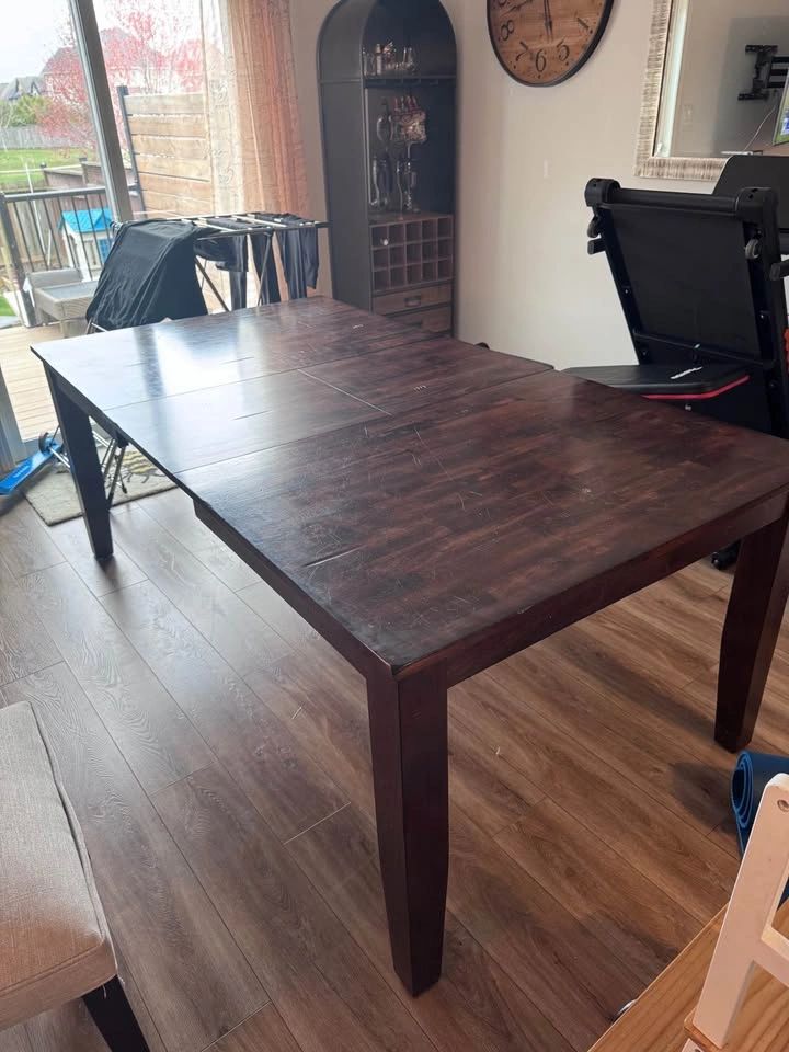 Solid Dining Table - Extends from 5ft to 6ft - photo 2
