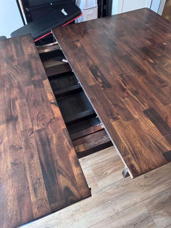 Solid Dining Table - Extends from 5ft to 6ft - photo 4