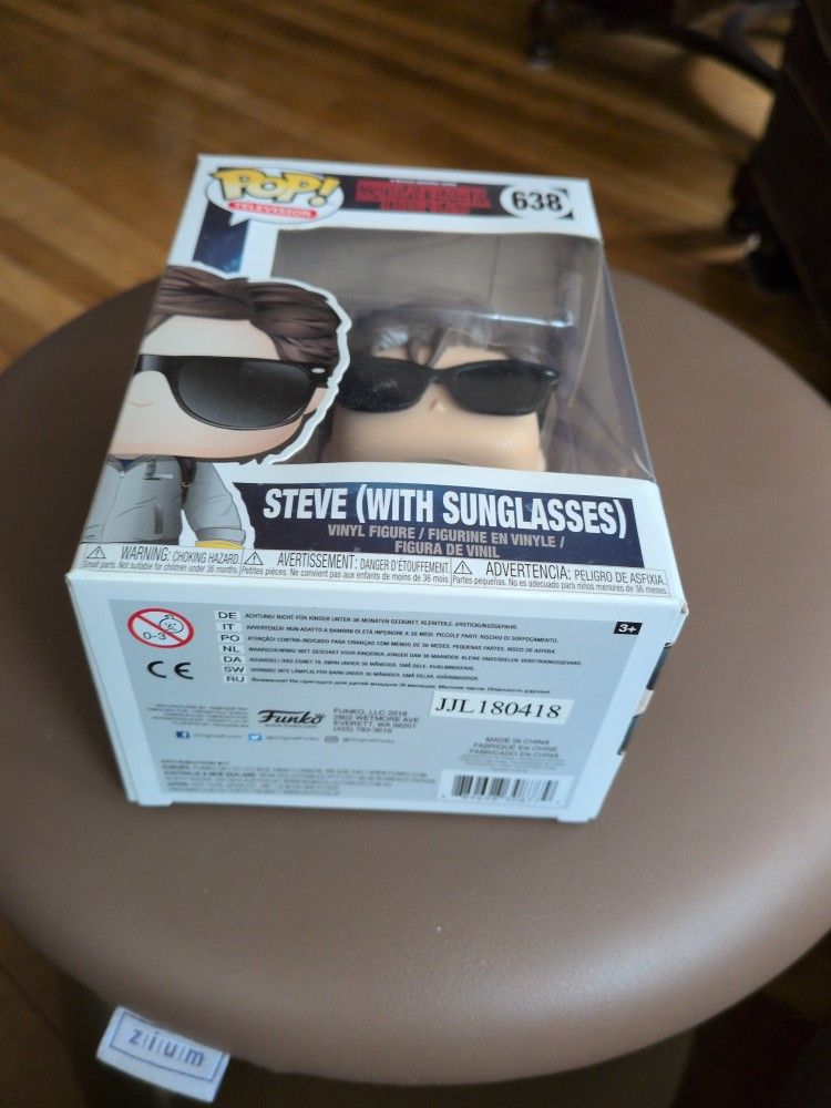 Stranger Things Funko Pop Steve (Sunglasses) #638 - photo 3