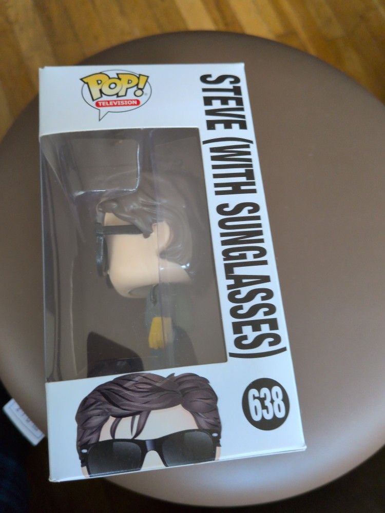 Stranger Things Funko Pop Steve (Sunglasses) #638 - photo 4