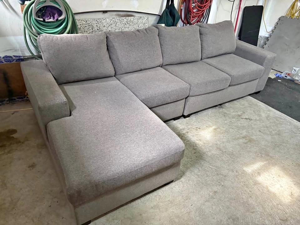 Grey Modern Sectional Sofa w/ Reversible Chaise - Free Delivery