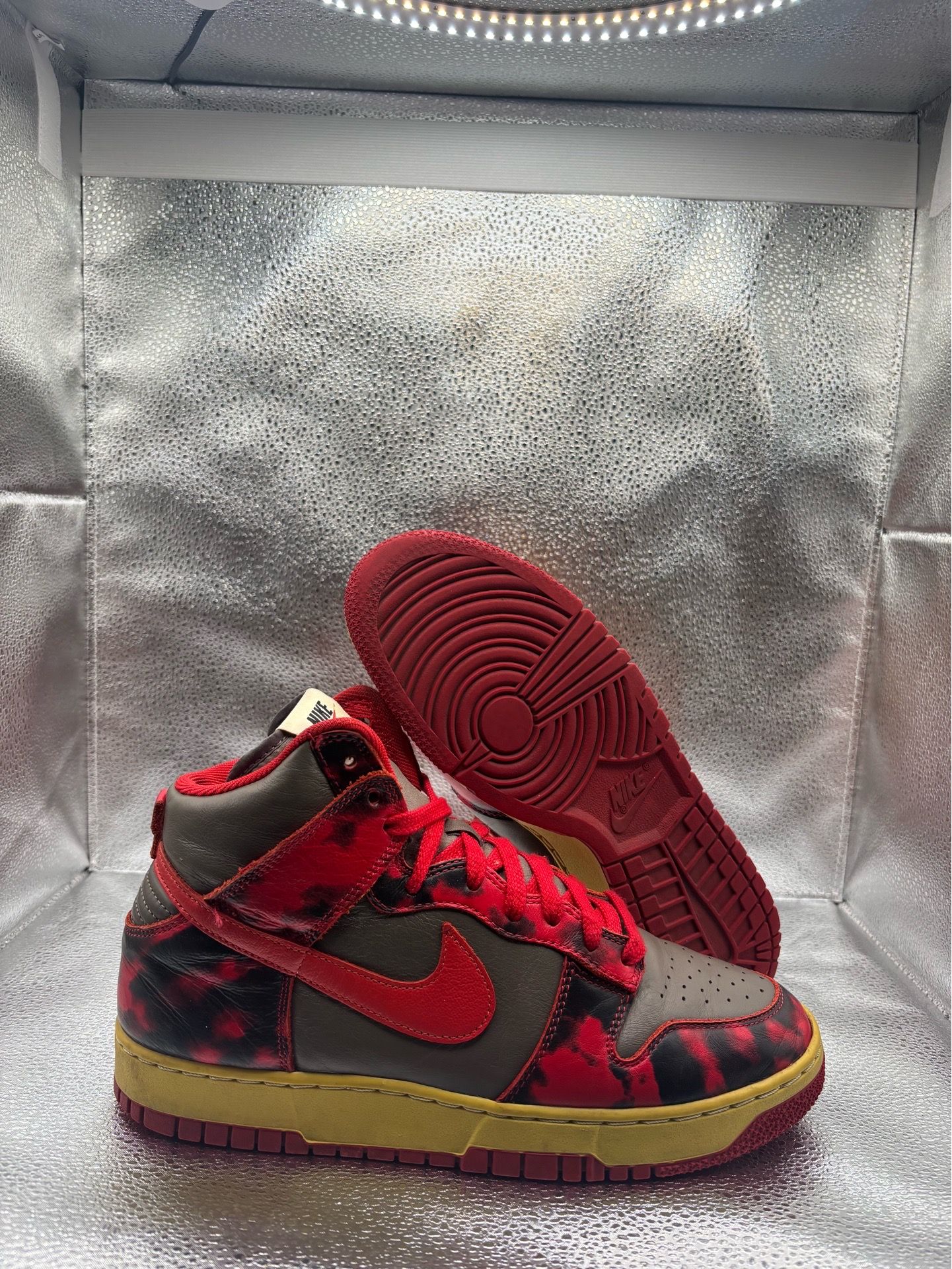 Nike Dunk High 1985 Red Acid Wash