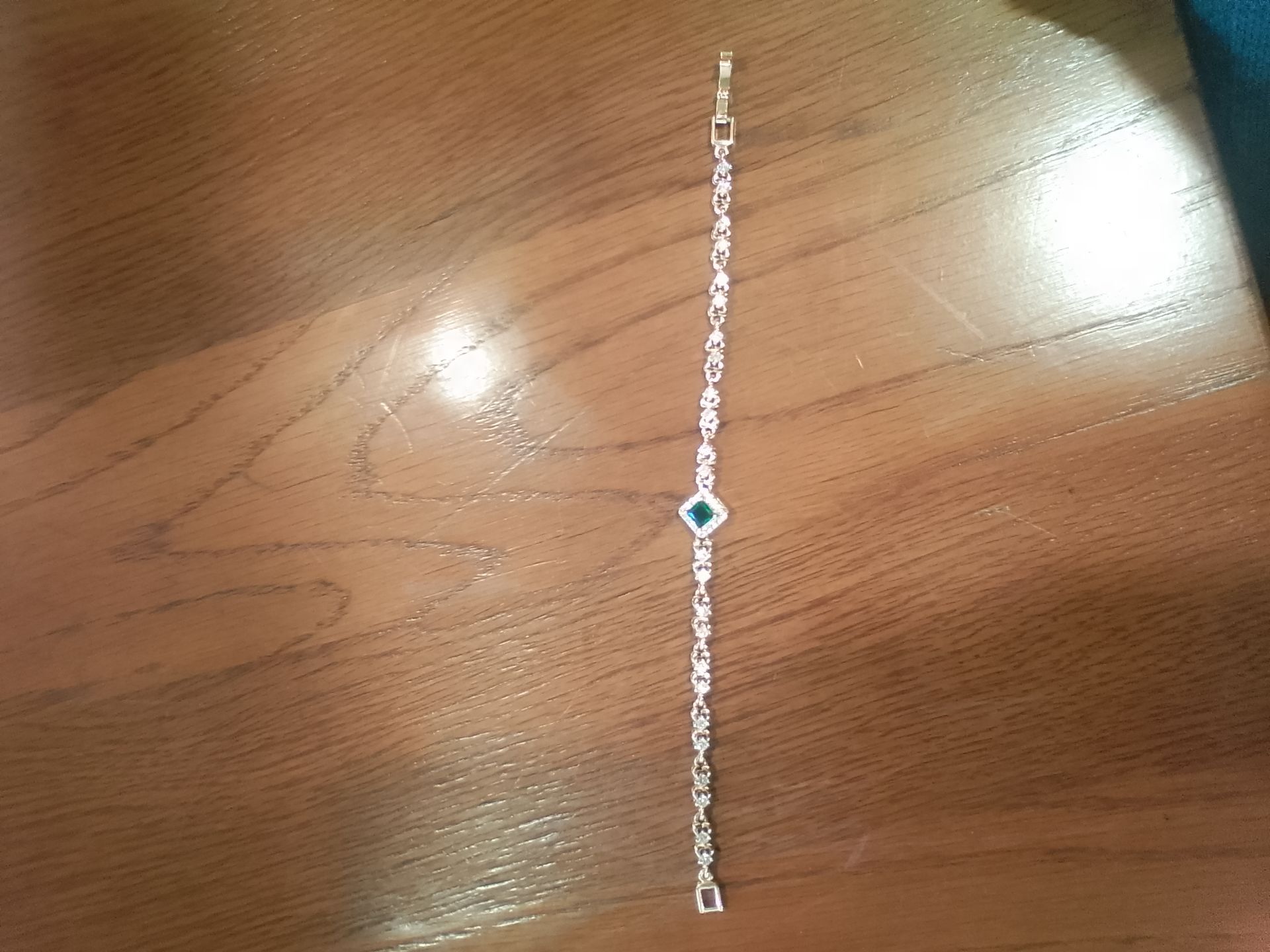 Stunning DayWear Bracelet/Emerald CZ crystals - photo 2