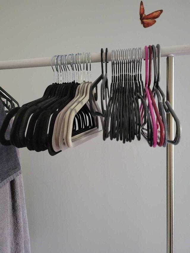 $0.20 each hanger - photo 2