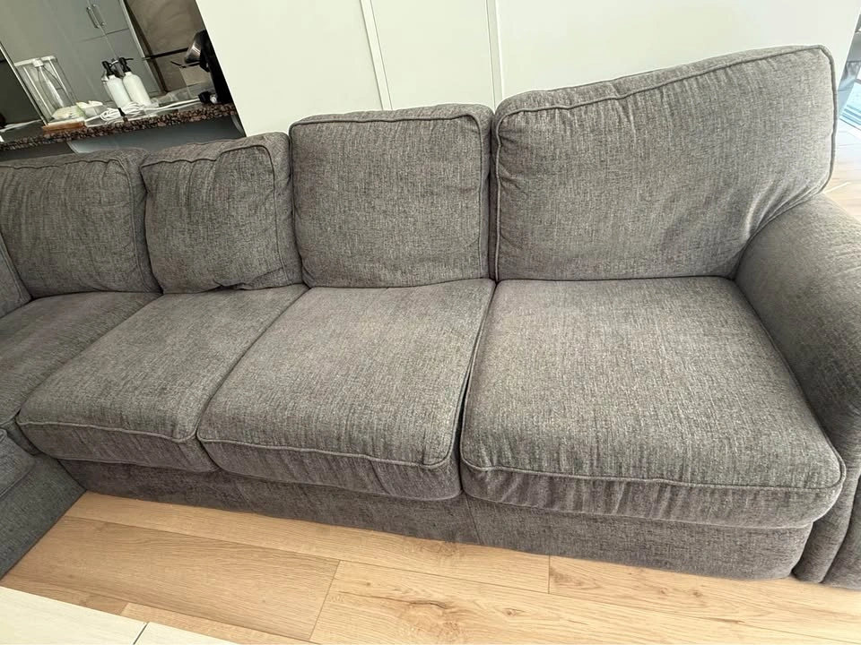 Large Grey Sectional Sofa – Comfortable & Modern - photo 4