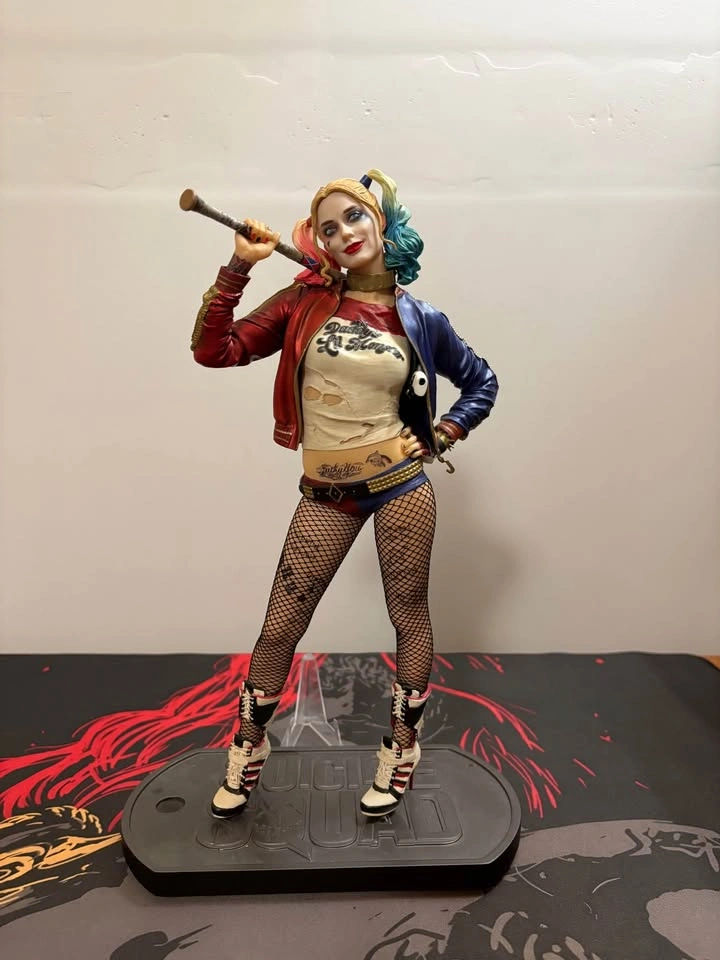 DC Collectible Harley Quinn Suicide Squad 12.5— Statue (No Box) - photo 2