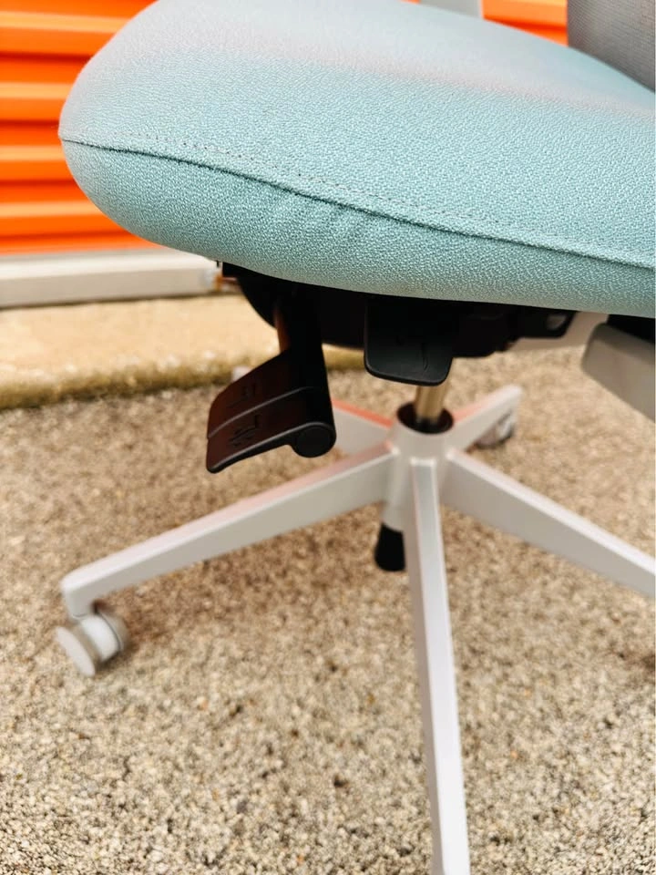 Haworth Sojo Ergonomic Task Office Chair (2+ Available) - photo 3
