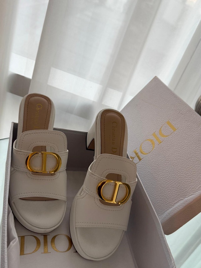 Dior 30 Montaigne Platform Slide White Size 37