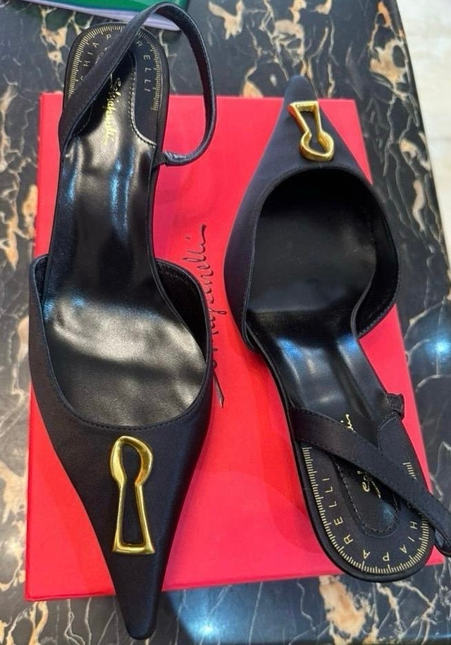 Schiaparelli Black Gold Slingback Serrur Pumps
