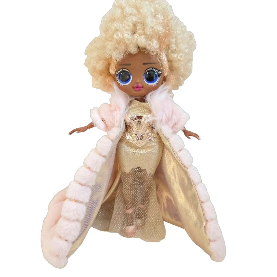 L.O.L. Surprise! O.M.G. Holiday NYE Queen Collector Doll (2021) - photo 2