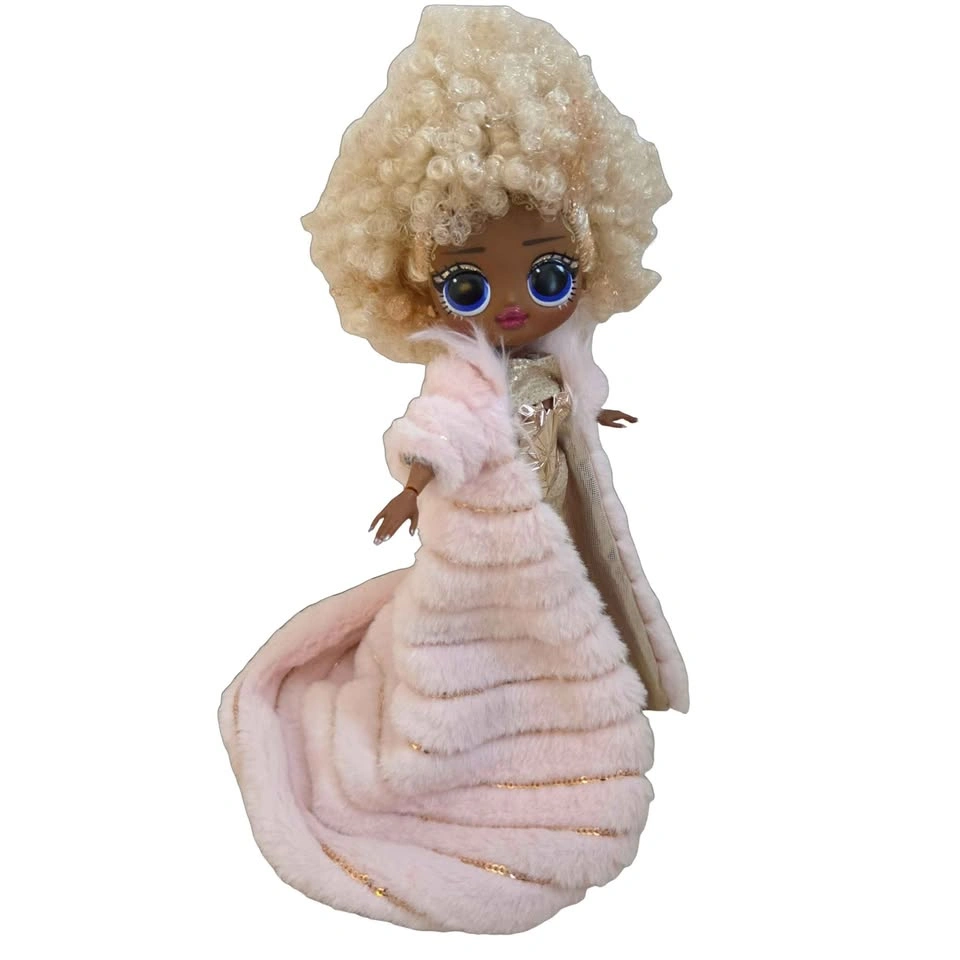 L.O.L. Surprise! O.M.G. Holiday NYE Queen Collector Doll (2021) - photo 4