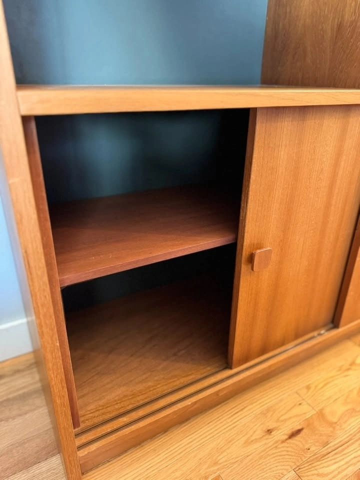 Vintage Mid-Century Danish Teak Bookshelf - photo 4