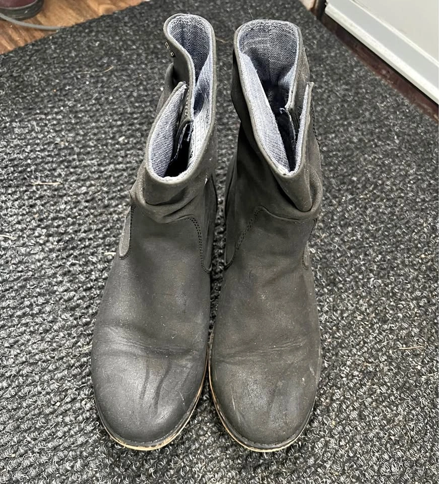 Roxy Womens Boots Size USA 8