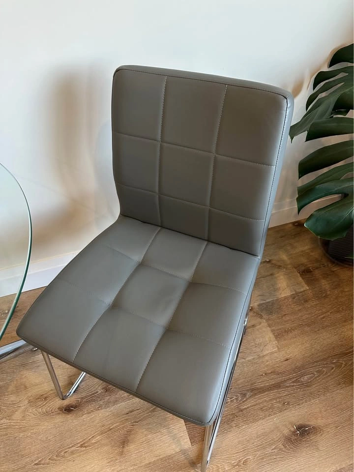 Glass table & two chairs - photo 4