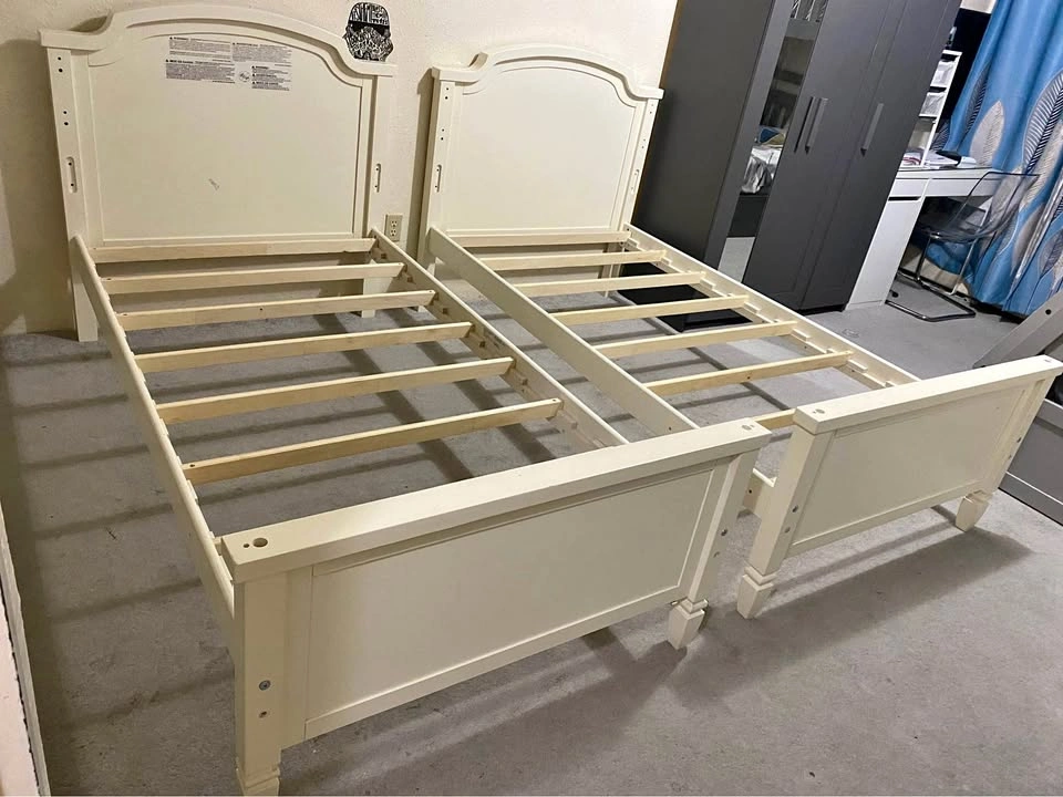 Twin Bed Set (Bunk Beds)