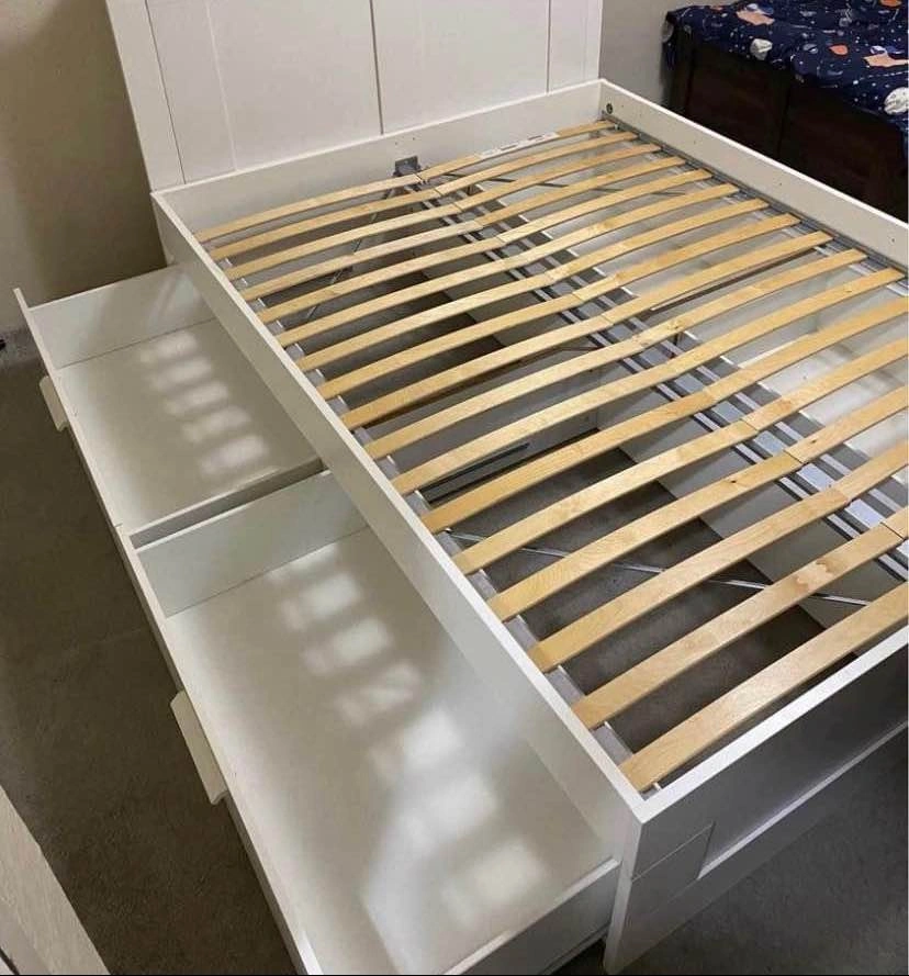 Queen Bed with Storage Drawers and Headboard - photo 4