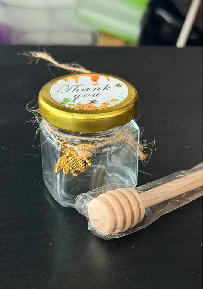 13 Bee-themed Thank You Containers - photo 3