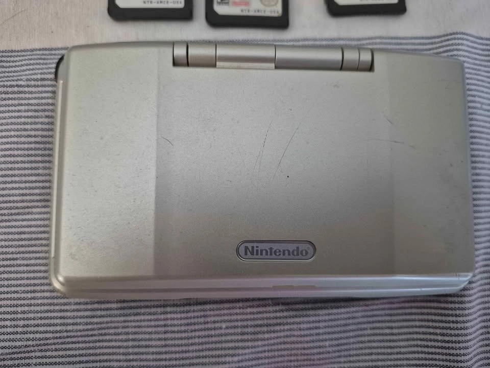 Nintendo DS (Original) - photo 5